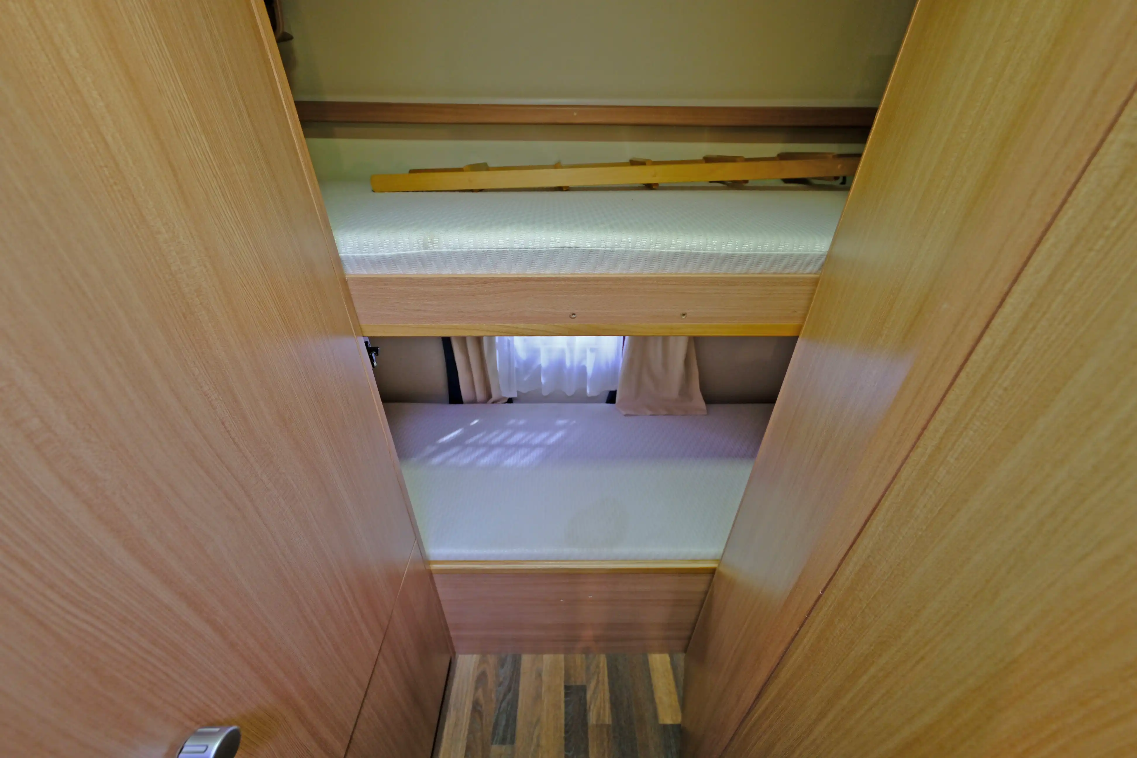 KNAUS Sky Traveller 650 DKG